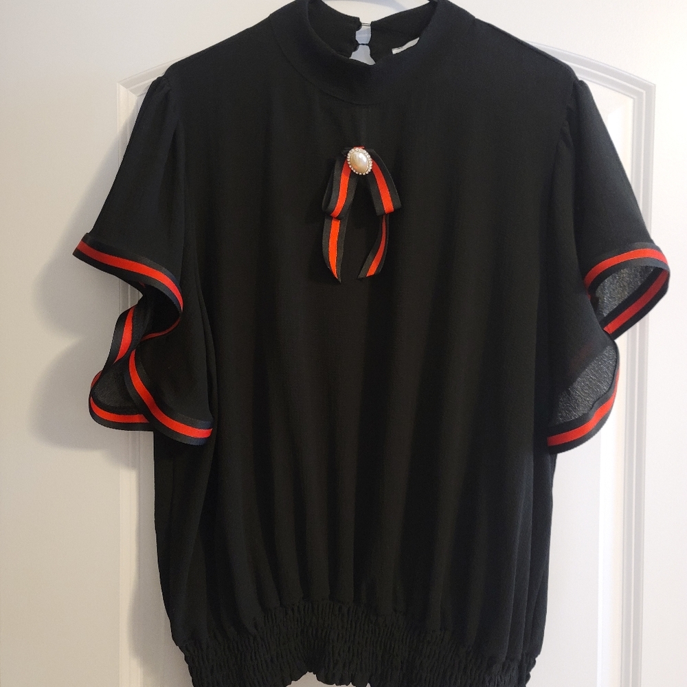 Black and red women top